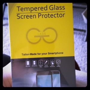 Tempered glass screen protector for iPhone XS/X